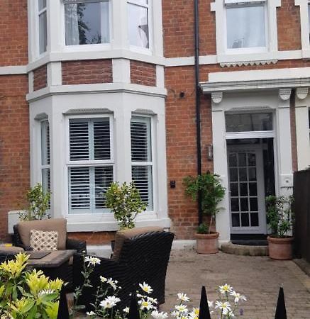 The Adelphi Bed & Breakfast Newcastle upon Tyne Buitenkant foto