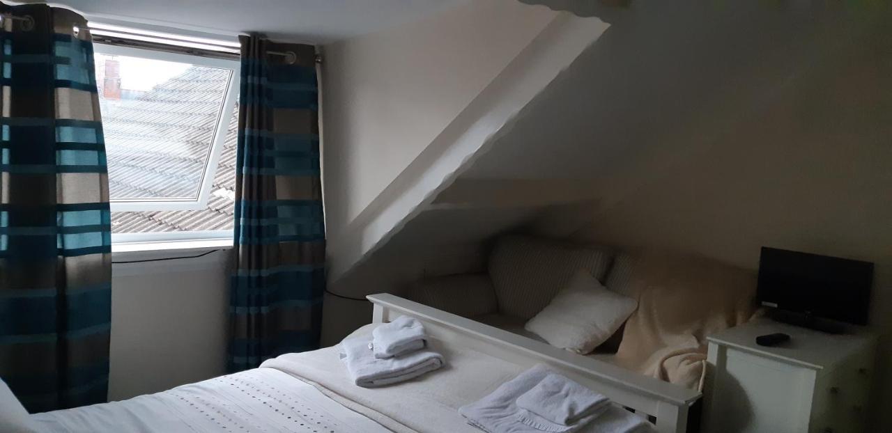The Adelphi Bed & Breakfast Newcastle upon Tyne Buitenkant foto
